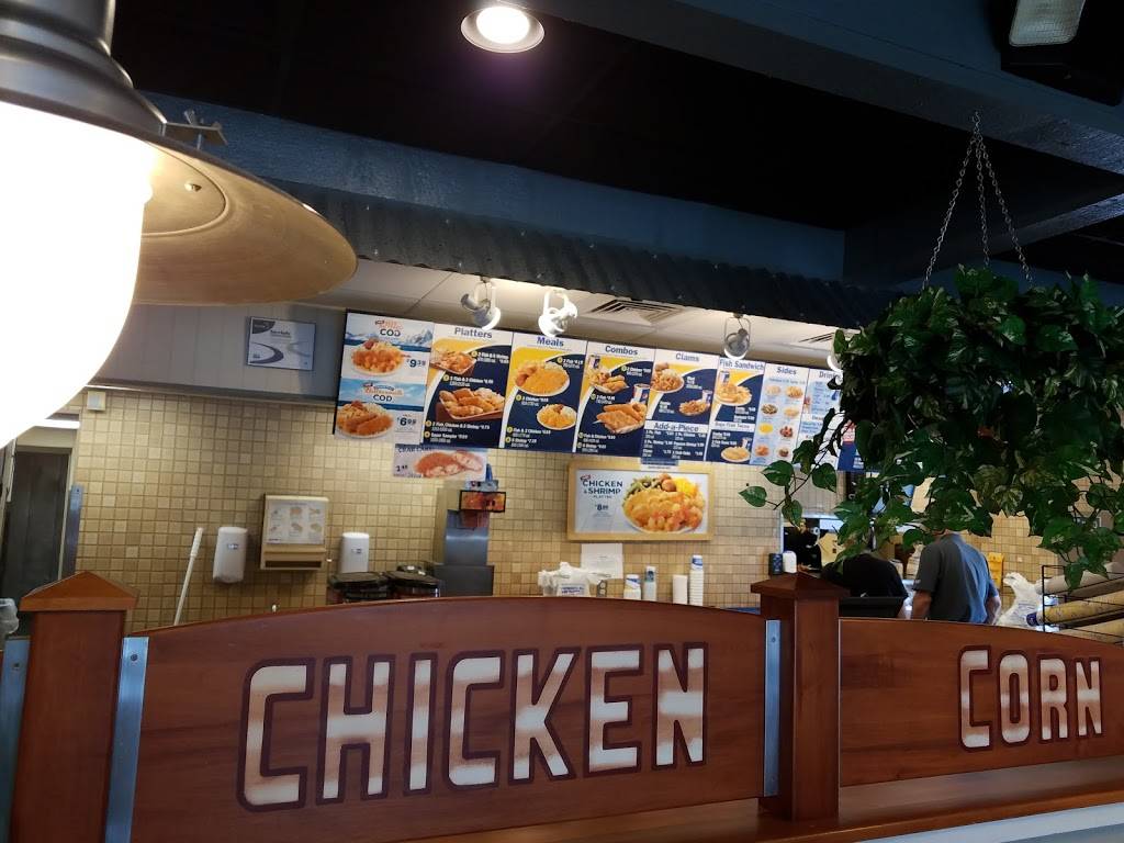 Long John Silvers | restaurant | 2785 28th St SE, Grand Rapids, MI 49512, USA | 6169429090 OR +1 616-942-9090