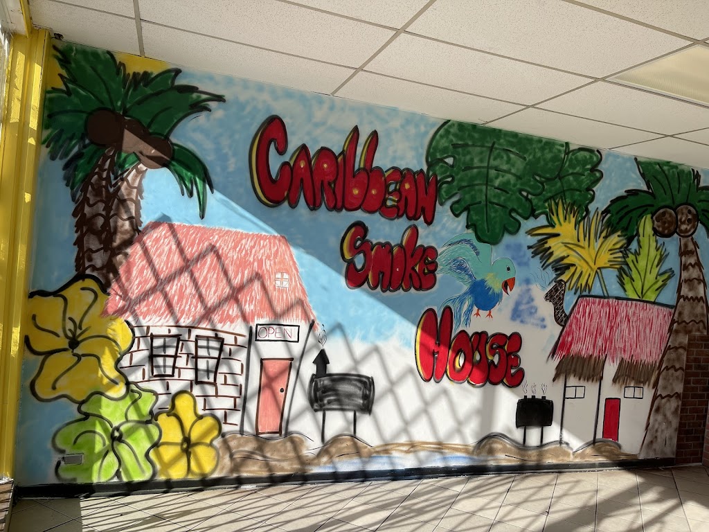 Caribbean Smoke House | restaurant | 1948 E 79th St, Chicago, IL 60649, USA | 7735300360 OR +1 773-530-0360