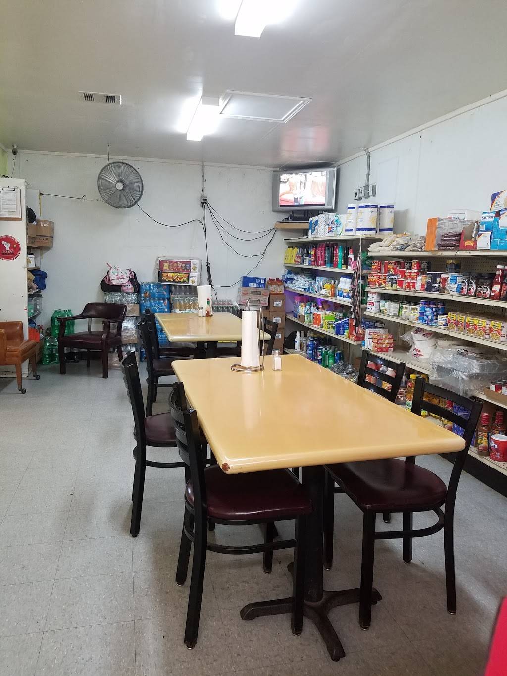 La Sabrosita Abarrotes & Tqr | restaurant | 9135 Airline Dr, Houston, TX 77037, USA | 2814058911 OR +1 281-405-8911