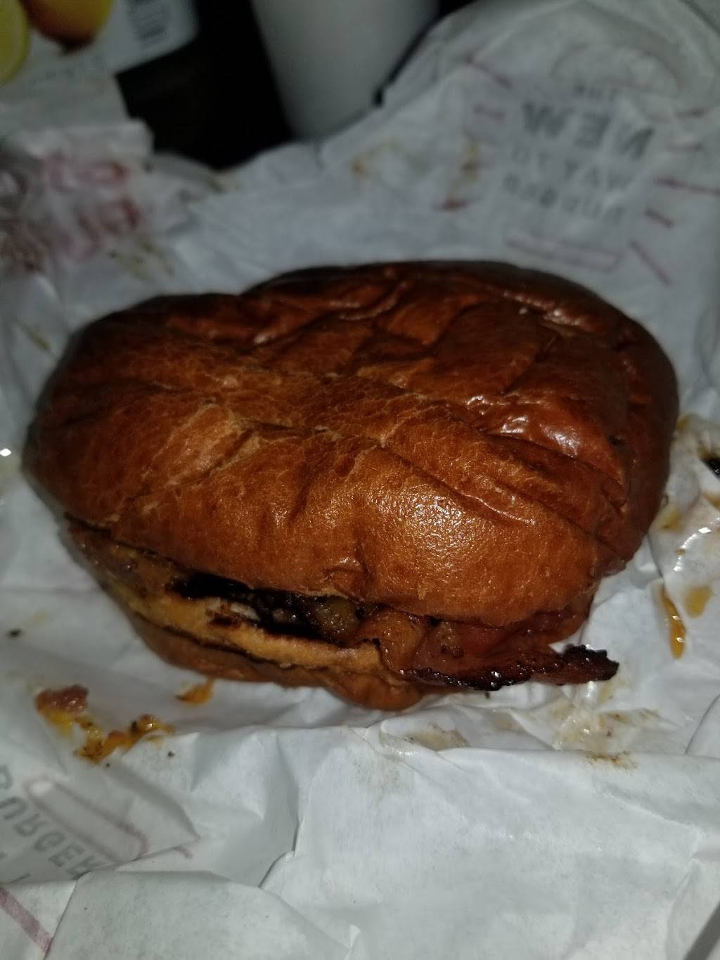 Smashburger | restaurant | 6401 Bluebonnet Blvd, Baton Rouge, LA 70810, USA | 2259607081 OR +1 225-960-7081