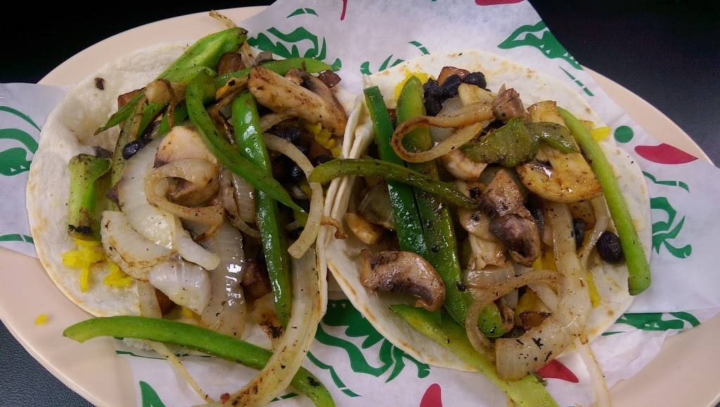 Tacos My Way | restaurant | 17068 Saturn Ln, Houston, TX 77058, USA | 8322404179 OR +1 832-240-4179