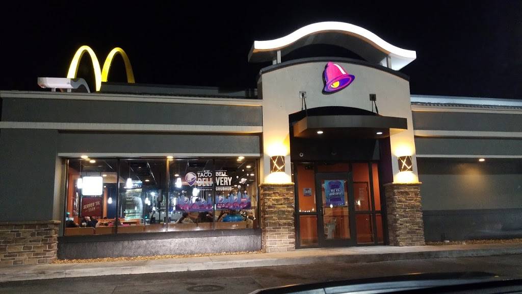 Taco Bell | meal takeaway | 1075 W 49th St, Hialeah, FL 33012, USA | 3055589422 OR +1 305-558-9422