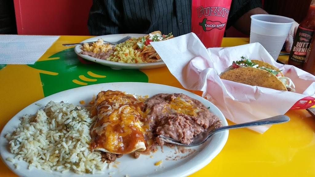 Fuzzys Taco Shop | restaurant | 265 N Lumpkin St, Athens, GA 30601, USA | 7063530305 OR +1 706-353-0305