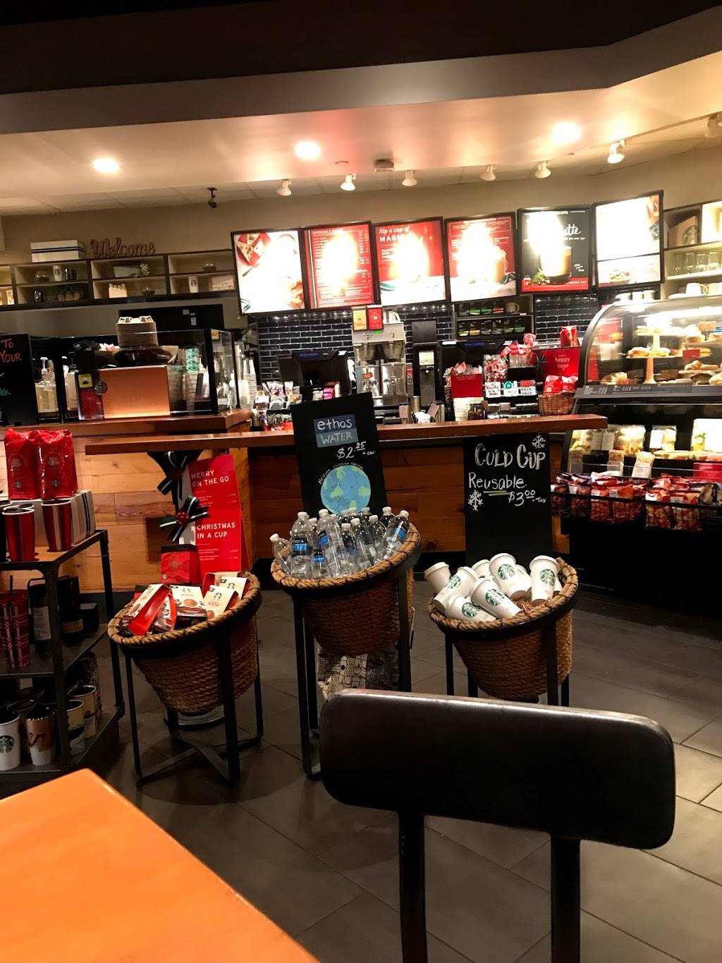 Starbucks | cafe | 26925 Sierra Hwy, Santa Clarita, CA 91321, USA | 6612510167 OR +1 661-251-0167