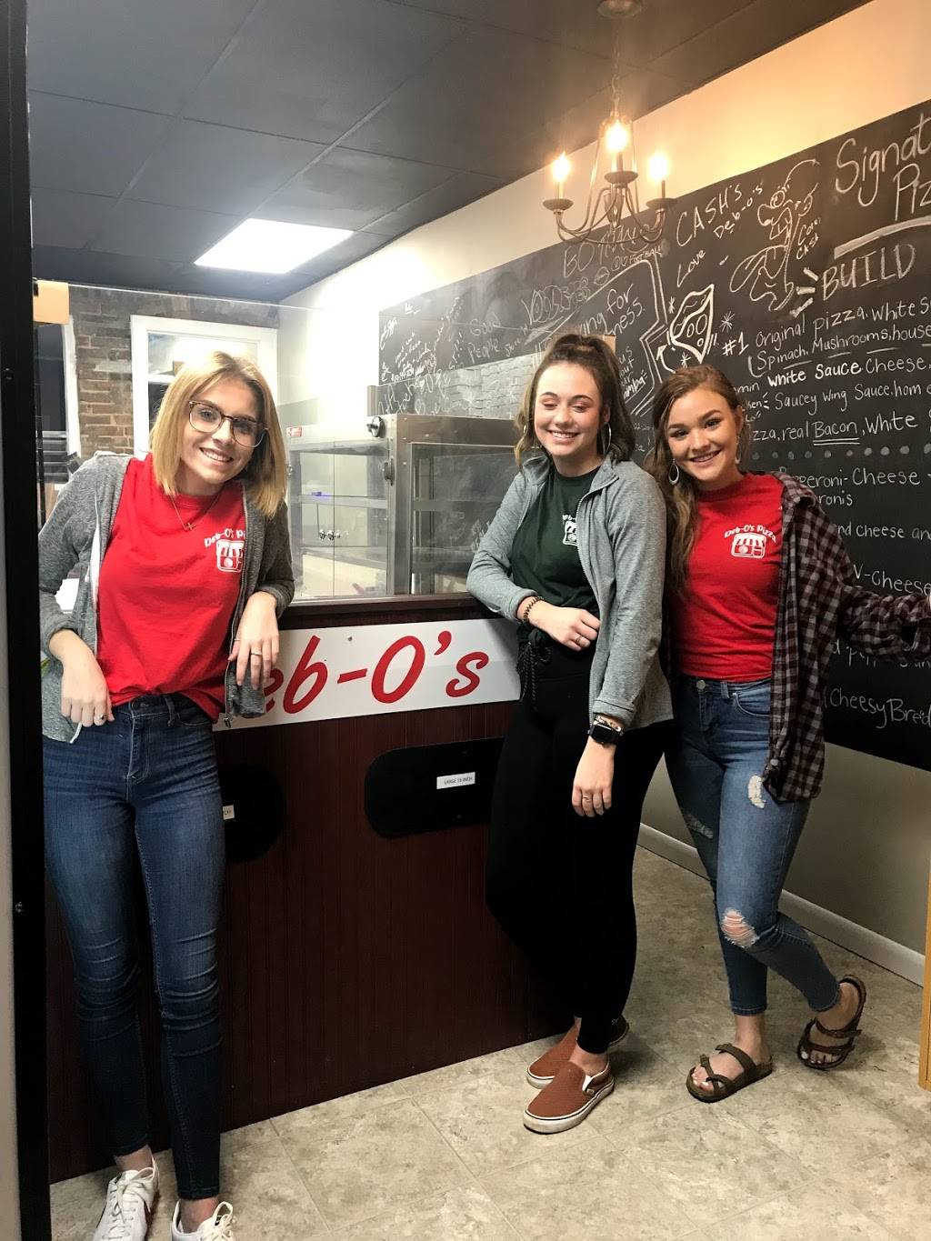 Deb O’s Pizza And Patio | meal takeaway | 113 Depot St, Lawrenceburg, TN 38464, USA | 9312447059 OR +1 931-244-7059