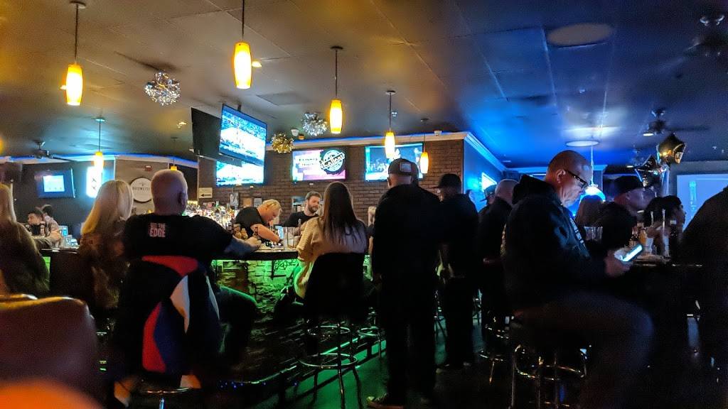 Kallans Bar and Grill | restaurant | 13330 Ranchero Rd, Hesperia, CA 92344, USA | 4428005800 OR +1 442-800-5800