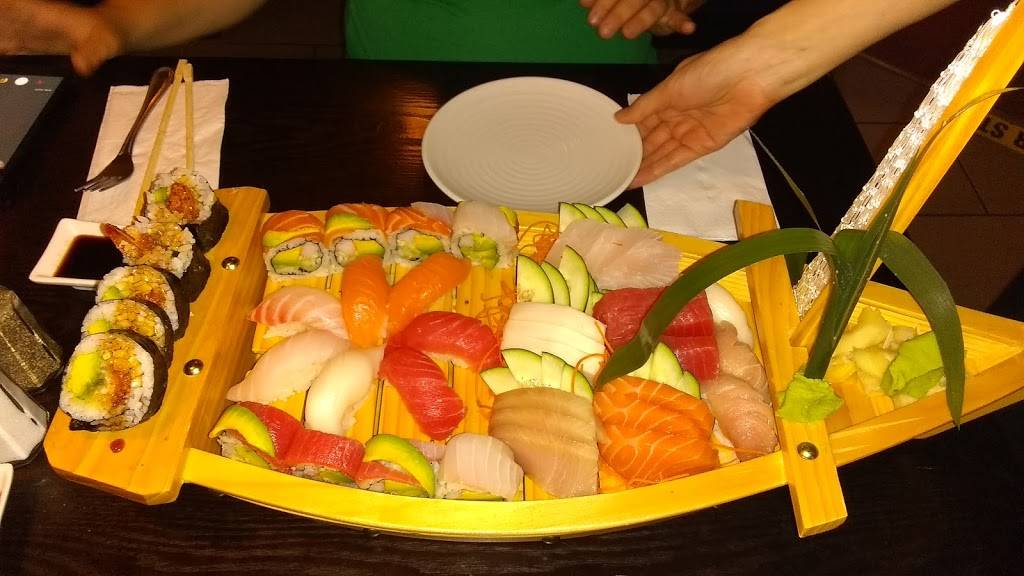 Tokyo Japanese Steakhouse & Sushi Bar | restaurant | 979 W Will Rogers Blvd, Claremore, OK 74017, USA | 9182832226 OR +1 918-283-2226