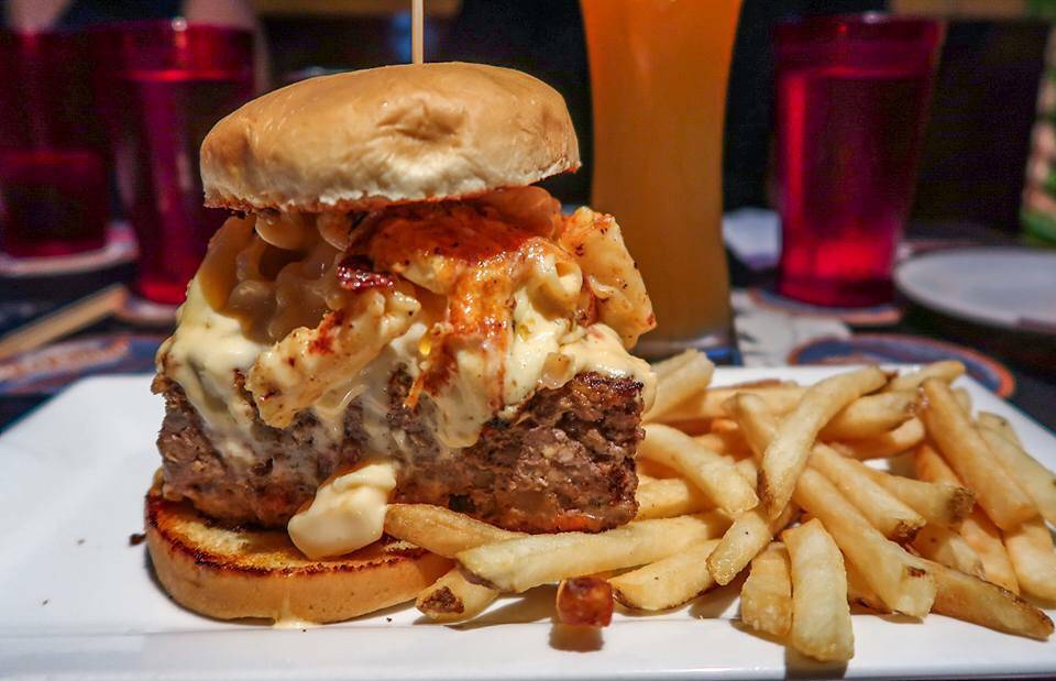 REAL gastropub / Bent Tail Brewing Company | restaurant | 506 Keawe St, Honolulu, HI 96813, USA | 8082002739 OR +1 808-200-2739