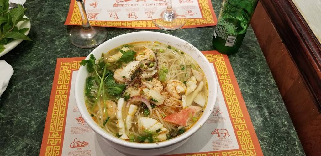 Green Papaya | restaurant | 16893 NW 67th Ave, Hialeah, FL 33015, USA | 3058265216 OR +1 305-826-5216