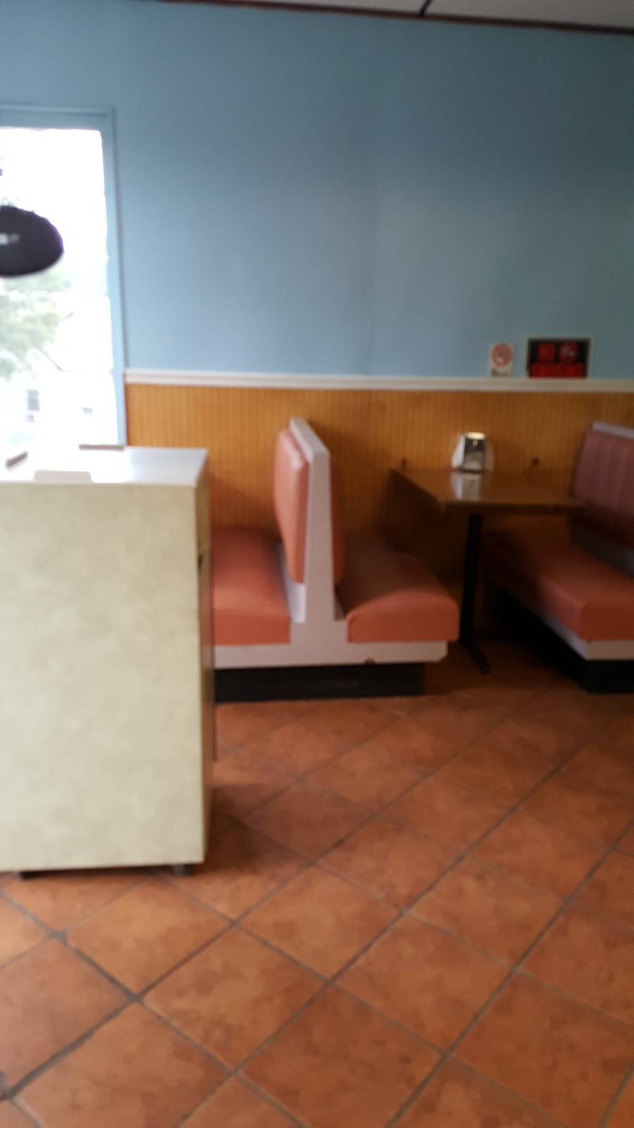 Rockys Pizza Restaurant | restaurant | 119 Bunker Hill Ave, Waterbury, CT 06708, USA | 2037531512 OR +1 203-753-1512