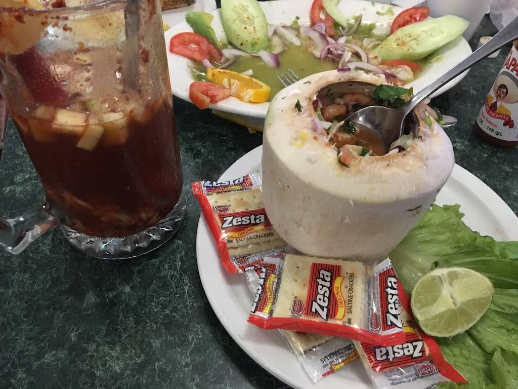 Mariscos Los Buchones | restaurant | 701 Long Beach Boulevard, Long Beach, CA 90813, USA | 5624356238 OR +1 562-435-6238