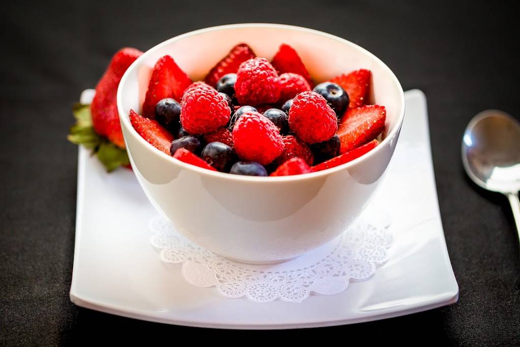 W Cafe & Restaurant | cafe | 1703 Westcliff Dr, Newport Beach, CA 92660, USA | 9498735242 OR +1 949-873-5242