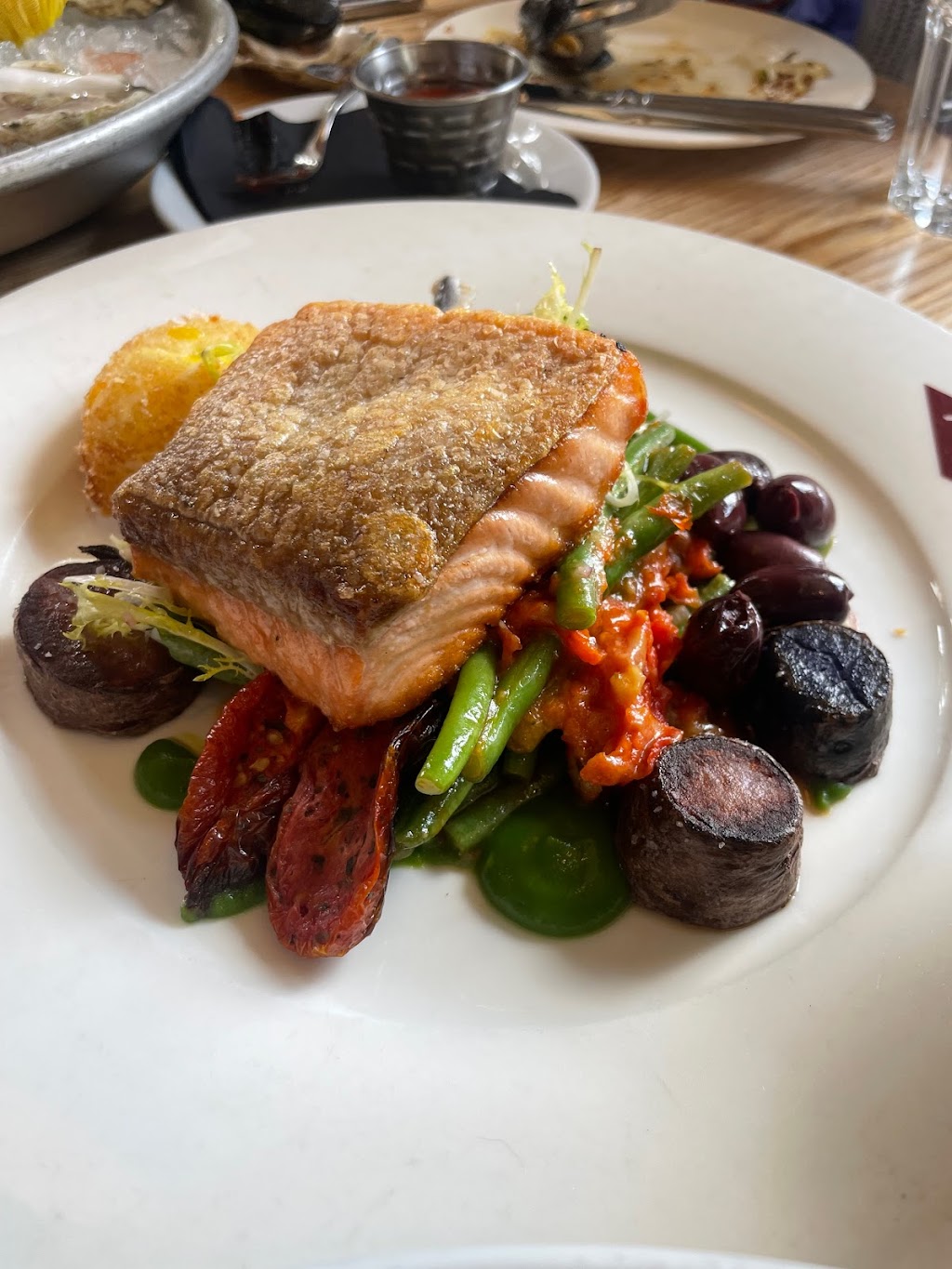 Ajax Tavern | restaurant | 685 E Durant Ave, Aspen, CO 81611, USA | 9709206334 OR +1 970-920-6334