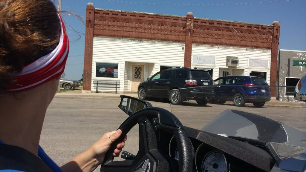 Bottoms Up Bar & Grill | restaurant | 115 Ely St, Rowley, IA 52329, USA | 3199382772 OR +1 319-938-2772