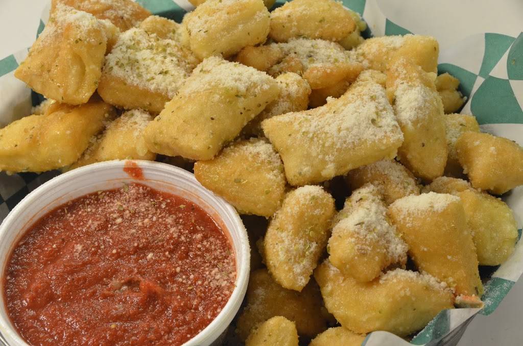 Pizza Villa | restaurant | 824 W Lincoln Hwy, DeKalb, IL 60115, USA | 8157588116 OR +1 815-758-8116