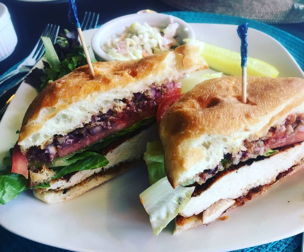 Cajun Cove | restaurant | 89 Royal Palm Pointe, Vero Beach, FL 32960, USA | 7726176359 OR +1 772-617-6359