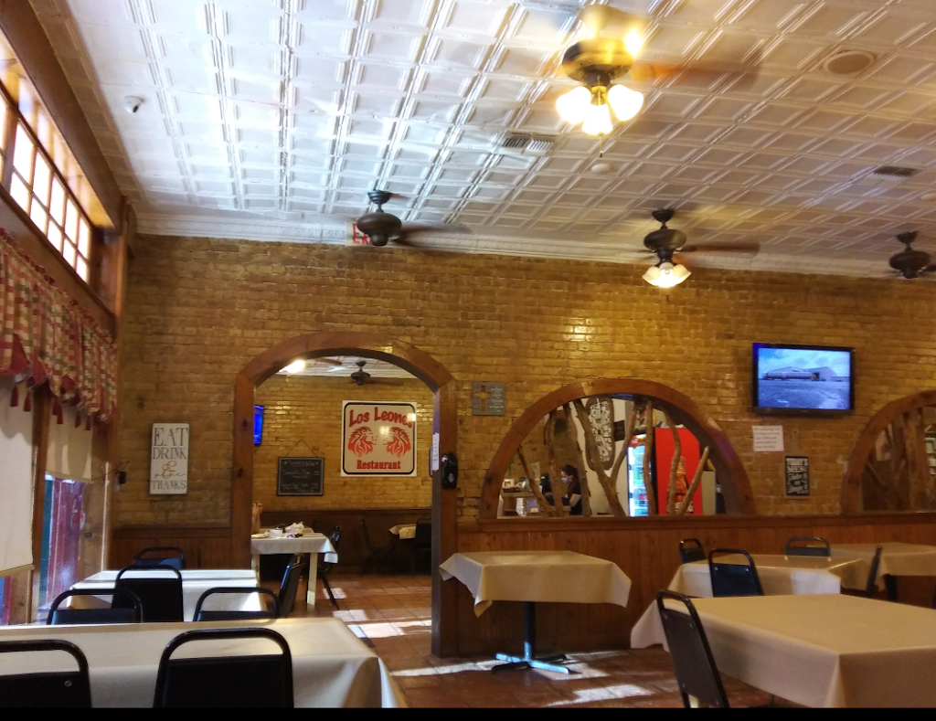 Los Leones Restaurant | restaurant | 109 Main St, La Feria, TX 78559, USA | 9567971000 OR +1 956-797-1000