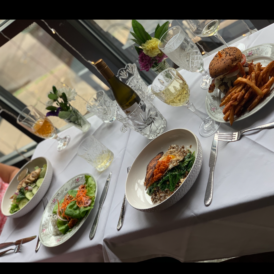 Frances | restaurant | 733 Copeland St, Pittsburgh, PA 15232, USA | 4127096068 OR +1 412-709-6068