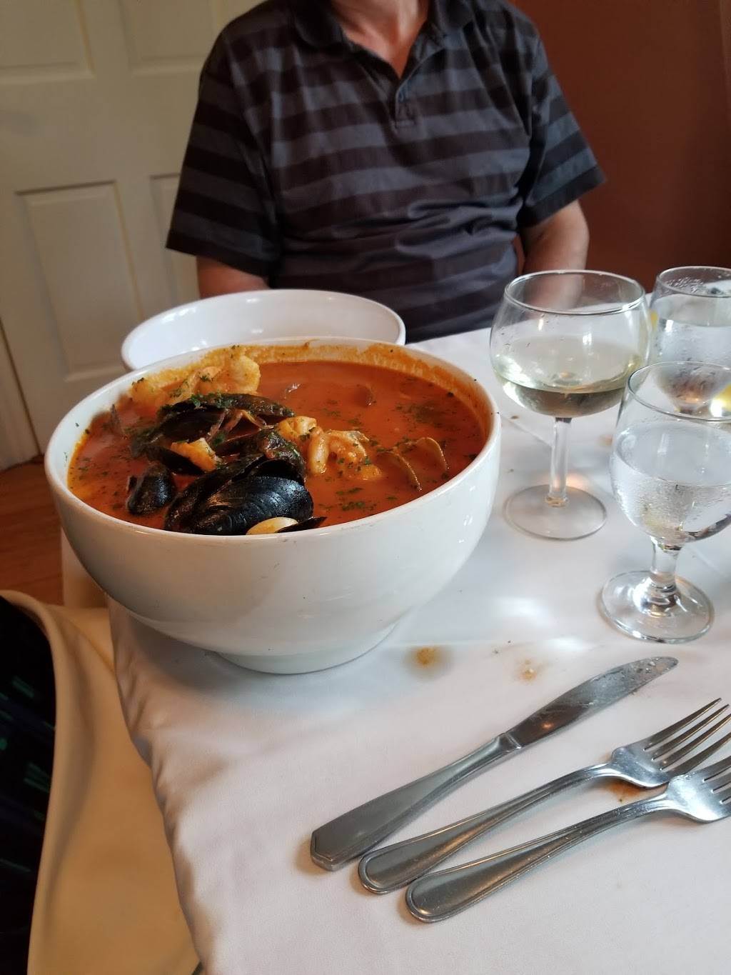 J. Dominicks Trattoria | restaurant | 779 Dutchess Turnpike, Poughkeepsie, NY 12603, USA | 8454869400 OR +1 845-486-9400