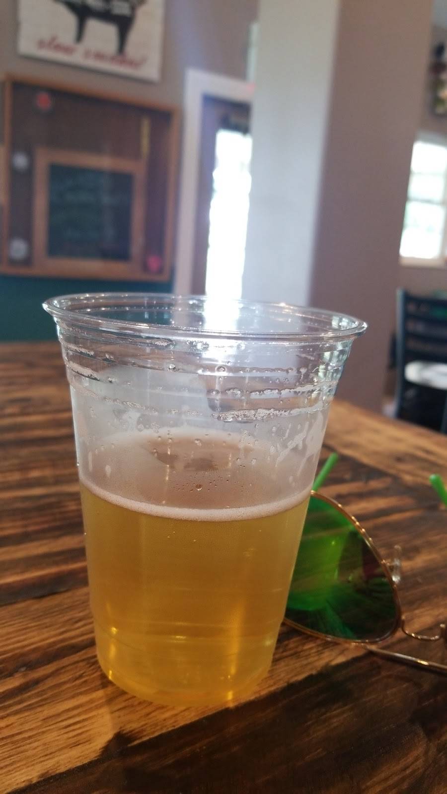 Arthur’s Bistro on the Green | restaurant | 1911 Golf Club Dr, Burlington, KY 41005, USA | 8595342668 OR +1 859-534-2668