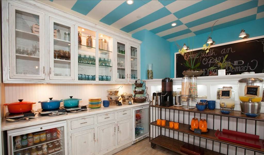 Jules Kitchen, at Circa 39 Hotel | cafe | 3900 Collins Ave, Miami Beach, FL 33140, USA | 3055031121 OR +1 305-503-1121