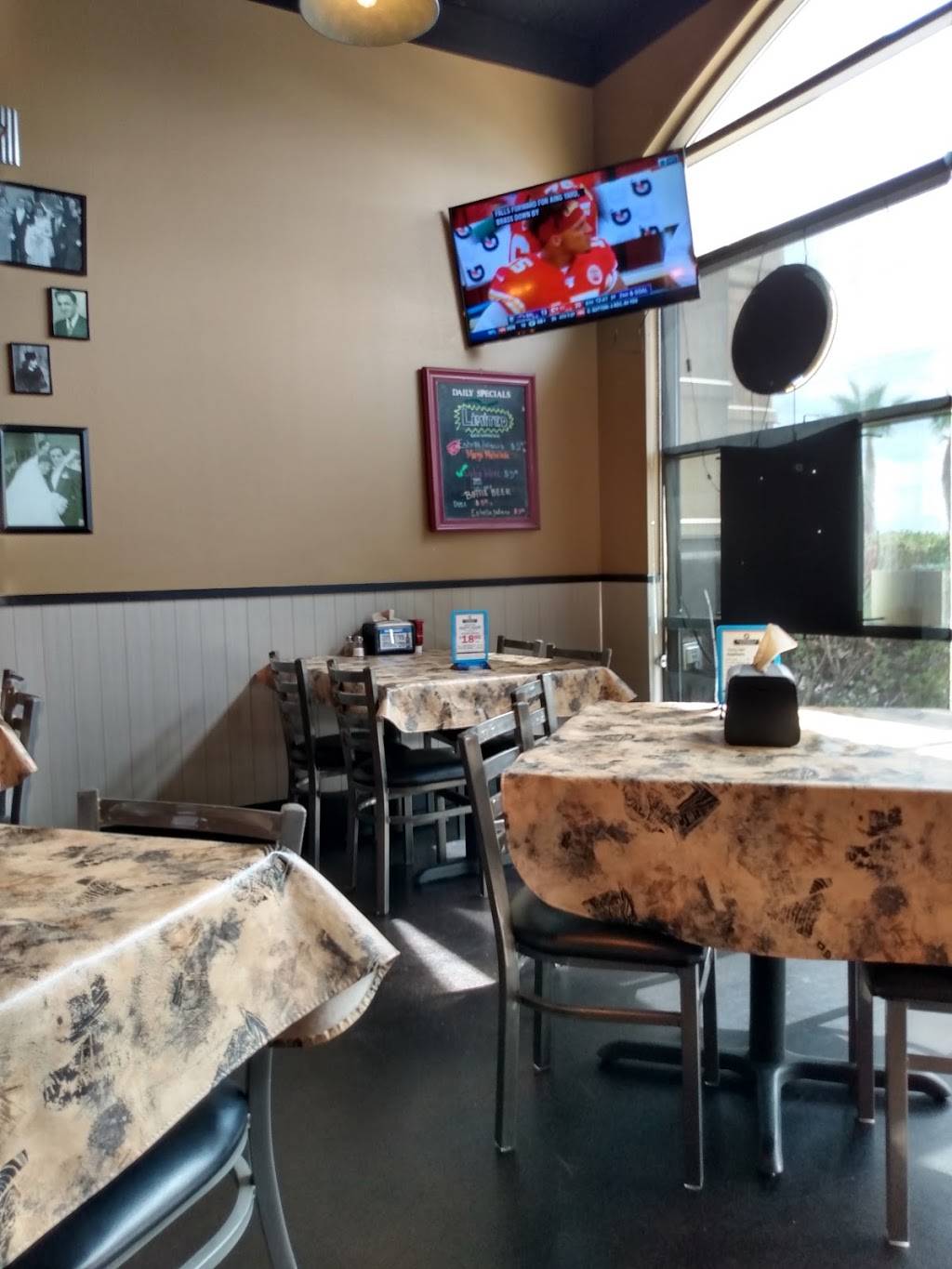 Rosatis Pizza | restaurant | 10030 W Cheyenne Ave, Las Vegas, NV 89129, USA | 7024785757 OR +1 702-478-5757