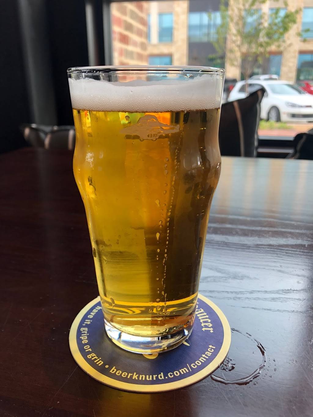 Flying Saucer drink emporium | restaurant | 3111 Olympus Boulevard, Dallas, TX 75019, USA | 9724401580 OR +1 972-440-1580