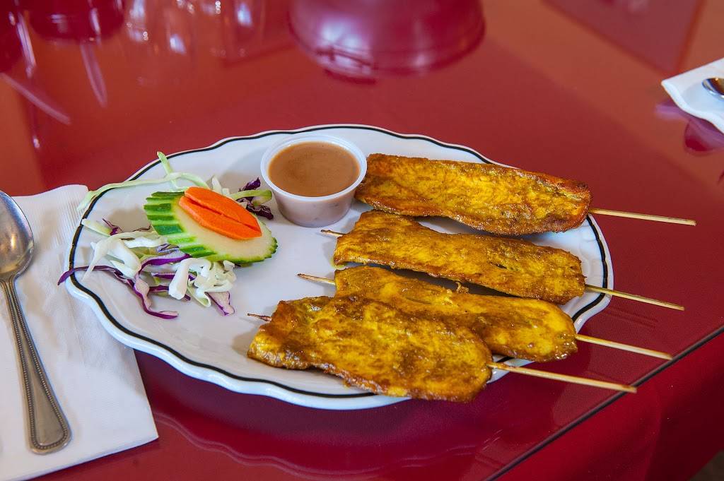 Royal Thai Café | restaurant | 40766 Village Dr, Big Bear Lake, CA 92315, USA | 9098662808 OR +1 909-866-2808