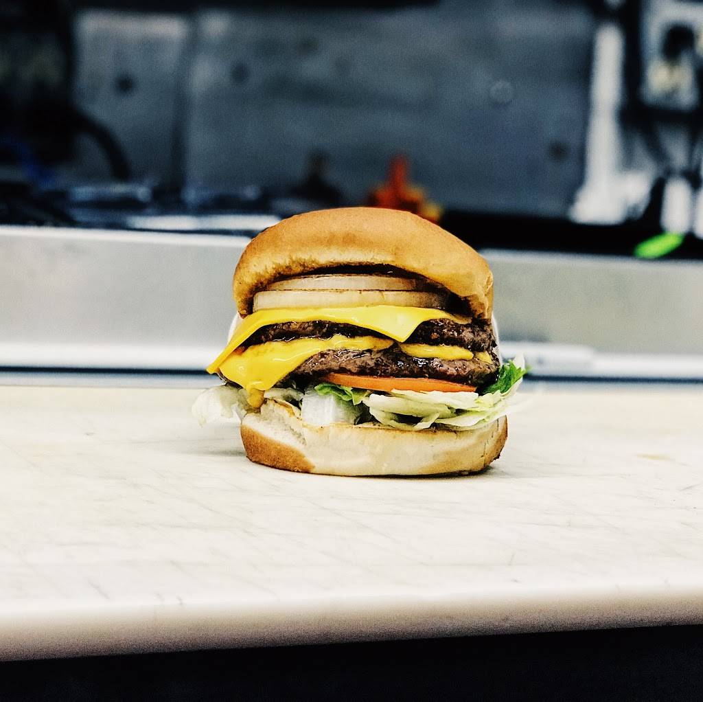 Fosters Freeze | restaurant | 2373 E Whitmore Ave, Ceres, CA 95307, USA | 2095388620 OR +1 209-538-8620