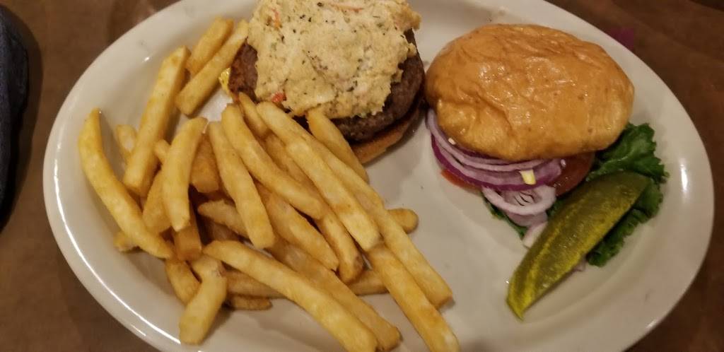 Charlie Mops | restaurant | 8505 Secor Rd, Lambertville, MI 48144, USA | 7345686686 OR +1 734-568-6686