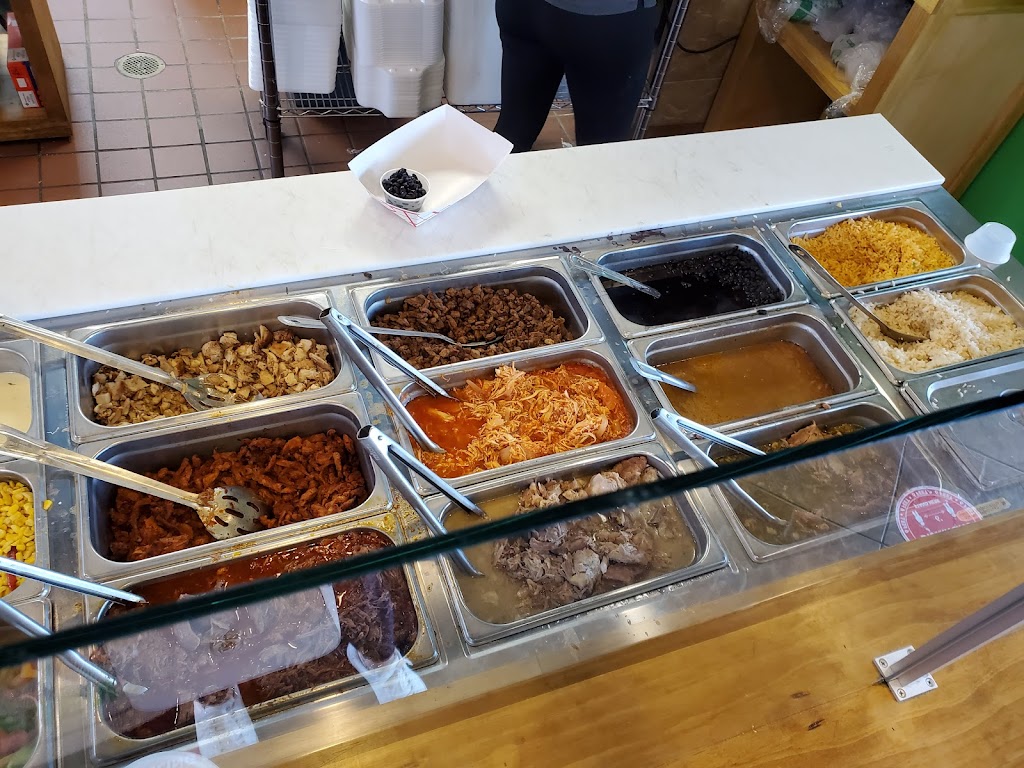 La Fuente Mexican Street Food | restaurant | 10932 Stadium Dr, Kansas City, KS 66111, USA | 9137308620 OR +1 913-730-8620