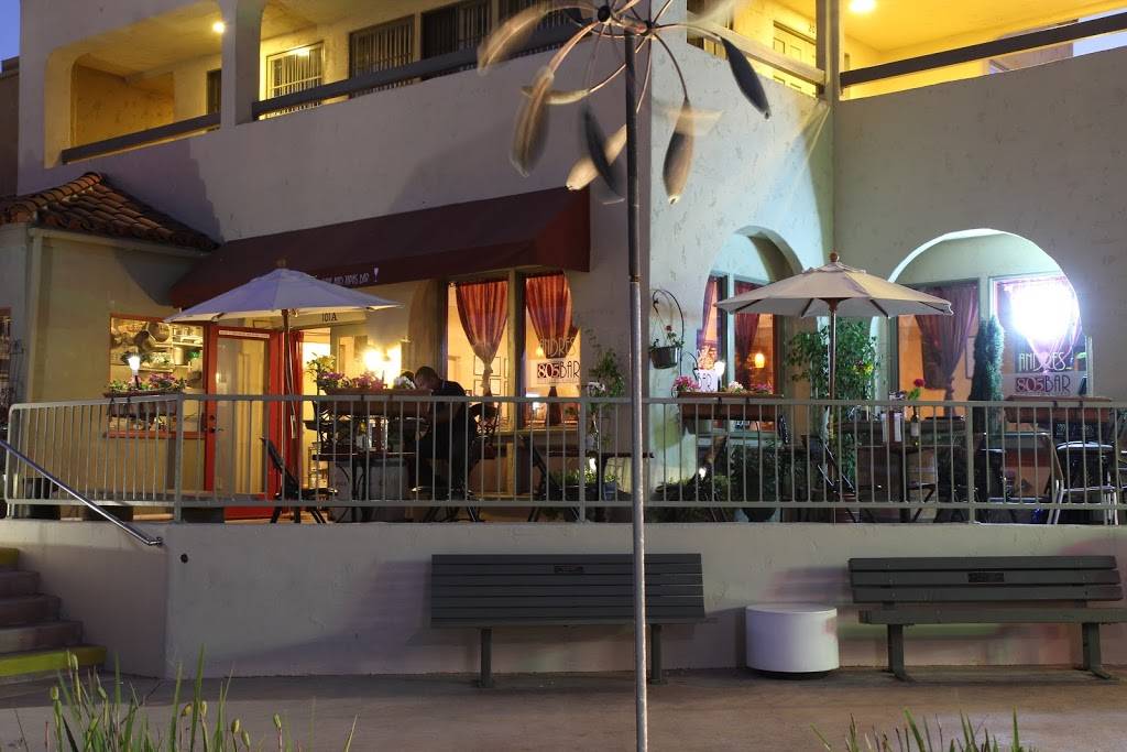 805 Bar & Grilled Cheese | restaurant | 1575 Spinnaker Dr, Ventura, CA 93001, USA | 8056429463 OR +1 805-642-9463