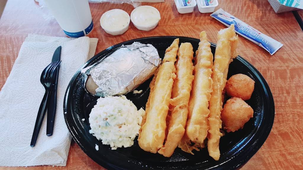 Captain Ds | restaurant | 13016 US-301, Dade City, FL 33525, USA | 3525671755 OR +1 352-567-1755