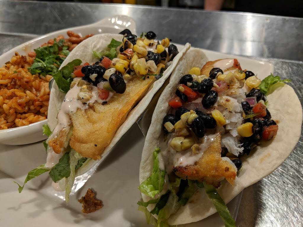 Agave Kitchen | restaurant | 501 2nd St, Hudson, WI 54016, USA | 7153810099 OR +1 715-381-0099