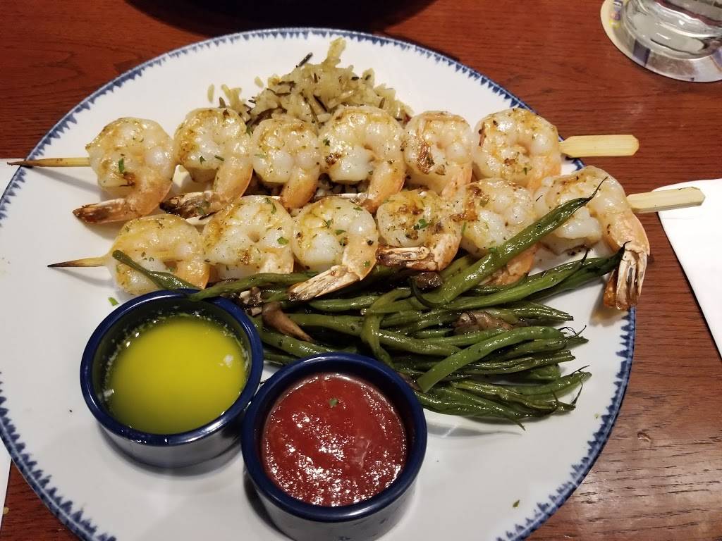 Red Lobster | restaurant | 4415 W Wendover Ave, Greensboro, NC 27407, USA | 3362923527 OR +1 336-292-3527