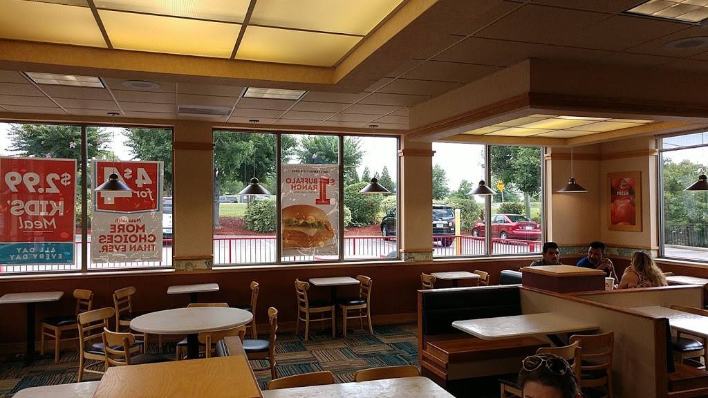 Wendys | restaurant | 6768 Lake Harbour Dr, Midlothian, VA 23112, USA | 8046013202 OR +1 804-601-3202
