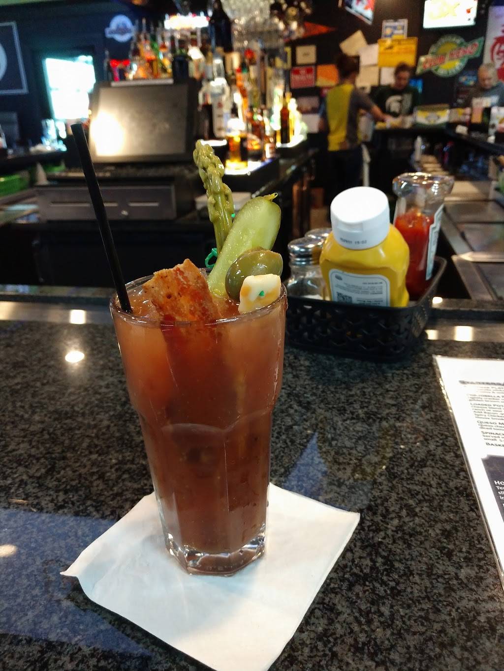 Bunker Hill Chill and Grill | restaurant | 4203 30th Street, Dorr, MI 49323, USA | 6168968103 OR +1 616-896-8103