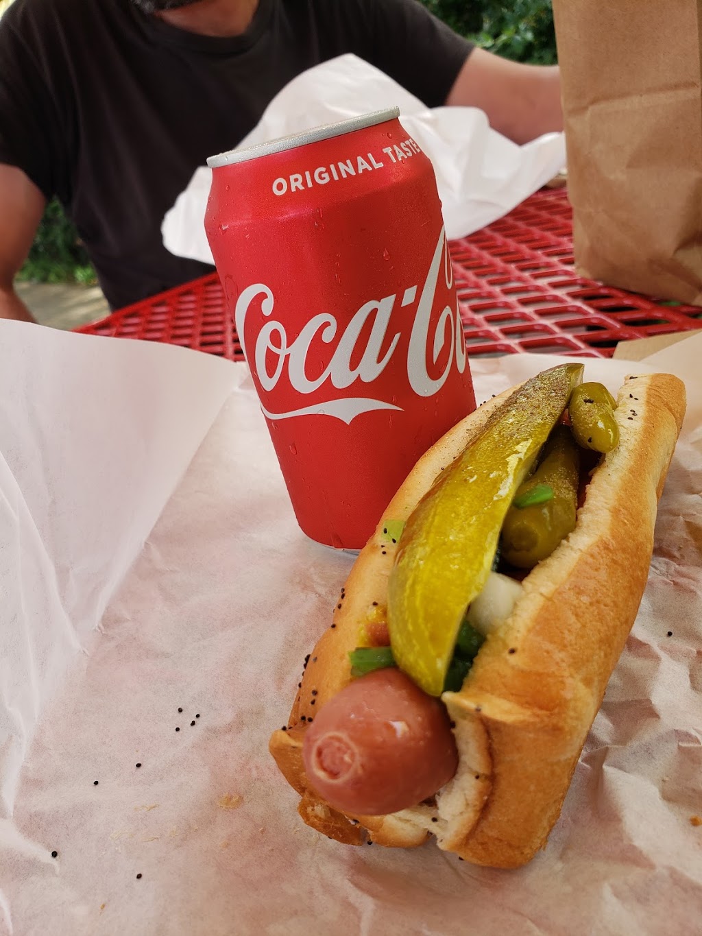 Vienna Beef Factory Store | restaurant | 3847 S Morgan St, Chicago, IL 60609, USA | 7734352298 OR +1 773-435-2298