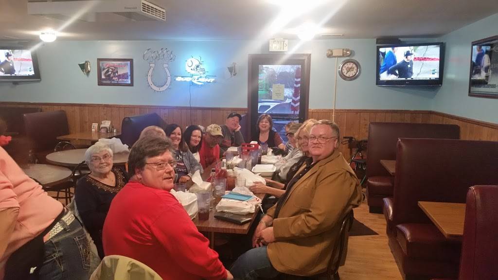 Dons Tap | restaurant | 1649 W Factory Ave, Marion, IN 46952, USA | 7656621591 OR +1 765-662-1591