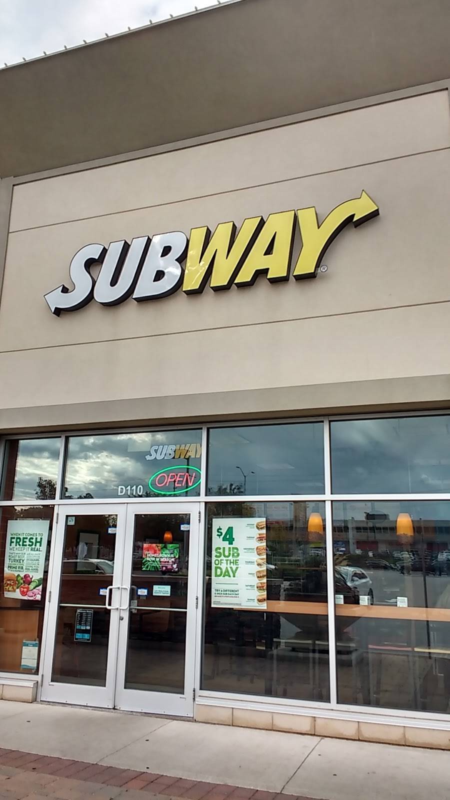 Subway | restaurant | Van Mills Centre, 1900 Fowler Dr Unit D-110, Mississauga, ON L5K 0A1, Canada | 9058557723 OR +1 905-855-7723