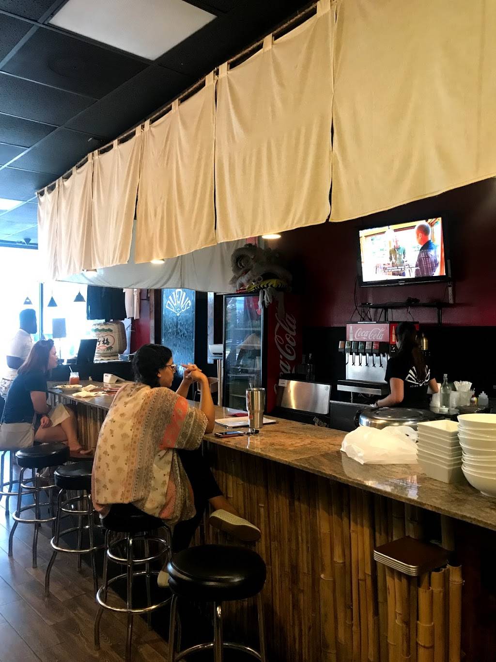 Phans Asian Cuisine | restaurant | 9741 South Orange Blossom Trail, Suite 10, Orlando, FL 32837, USA | 4077046399 OR +1 407-704-6399