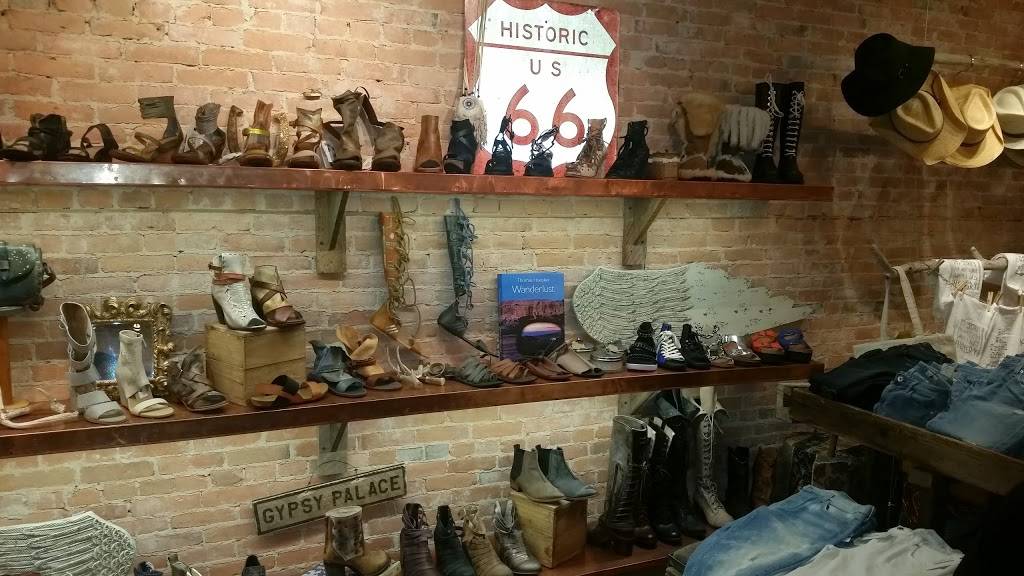 Ricks Cafe | restaurant | 86 N Main St, Chagrin Falls, OH 44022, USA | 4402477666 OR +1 440-247-7666