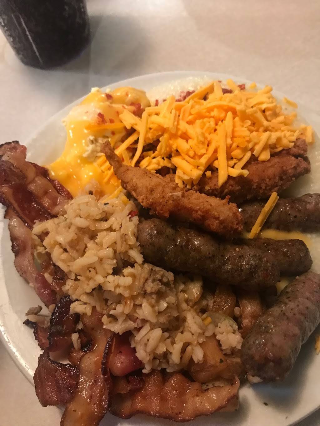 Shoneys Lumberton | restaurant | 3400 N Elm St, Lumberton, NC 28358, USA | 9107390274 OR +1 910-739-0274