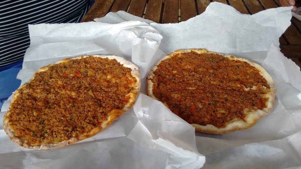 Taron Bakery | restaurant | 4950 Hollywood Blvd, Los Angeles, CA 90027, USA | 3236634809 OR +1 323-663-4809