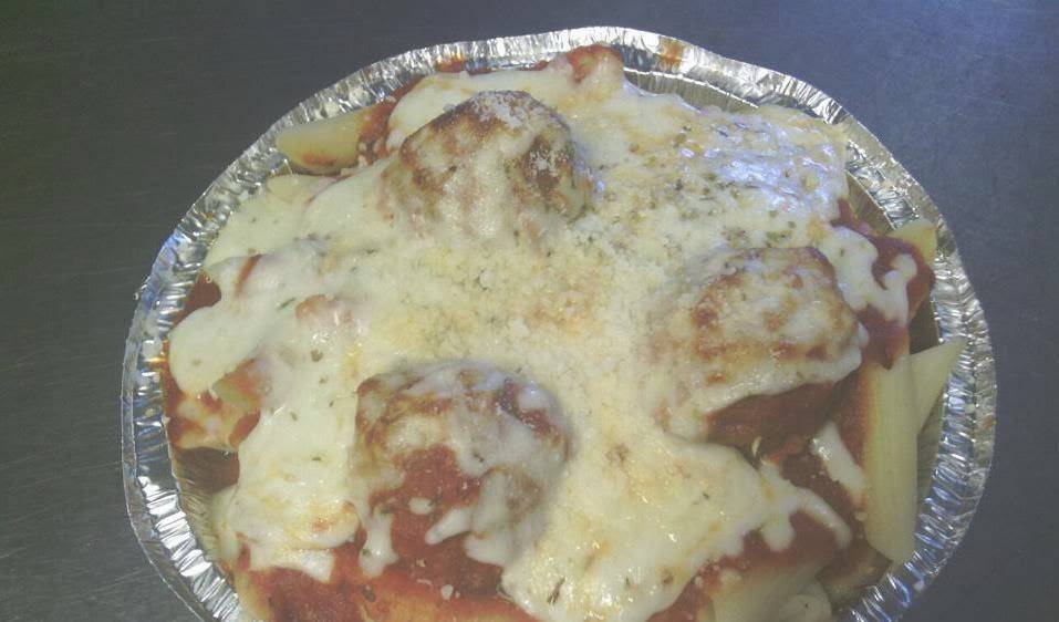 Jen Gs Pizza and Pub | meal delivery | 38170 N Sheridan Rd, Beach Park, IL 60087, USA | 8476729000 OR +1 847-672-9000