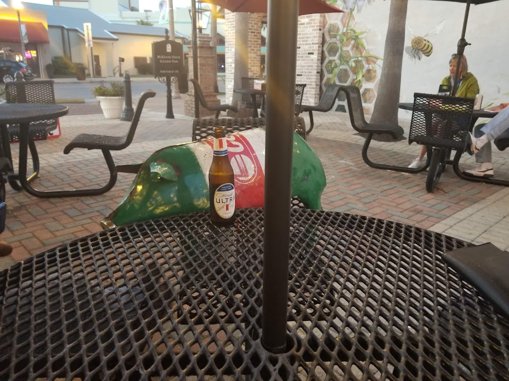 Pit Stop Barbecue | restaurant | 499 W Beach Dr, Panama City, FL 32401, USA | 8504811600 OR +1 850-481-1600