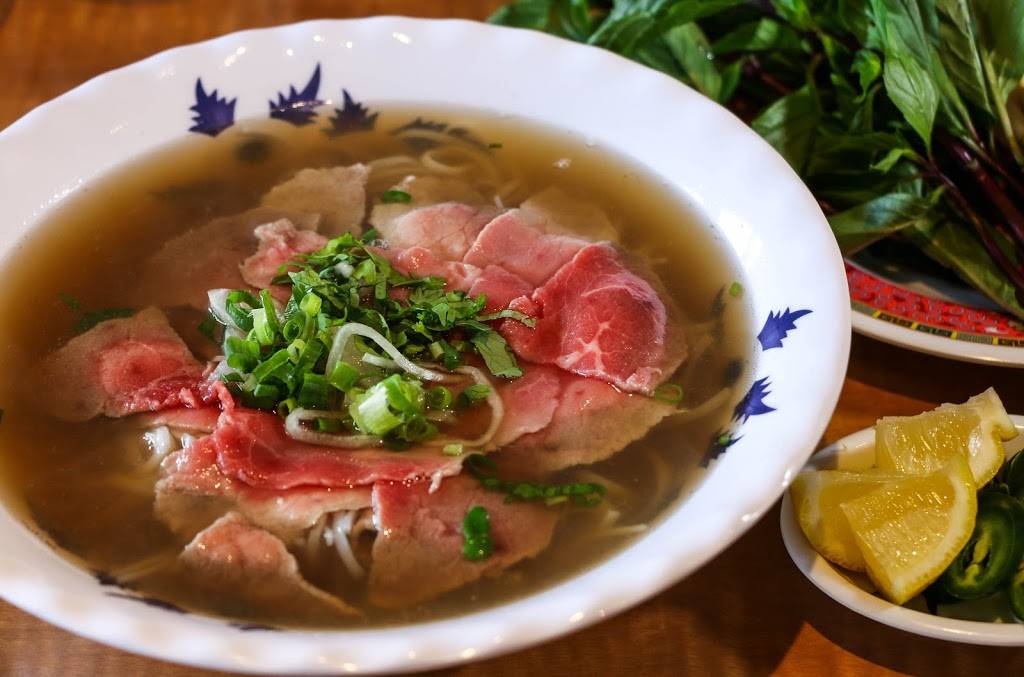 Pho Viet Thien Hong Restaurant | restaurant | 2756 Woodlawn Dr # 6-203, Honolulu, HI 96822, USA | 8089888868 OR +1 808-988-8868