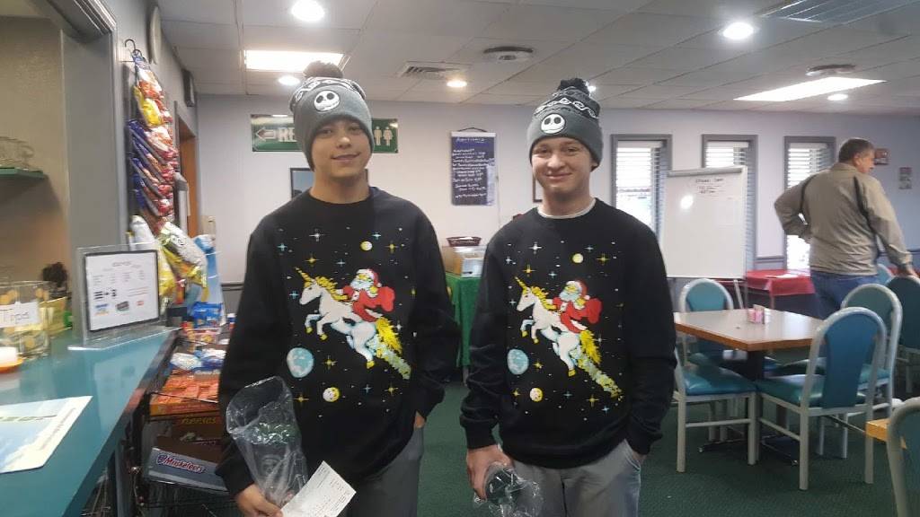 Christmas Lake Golf Course | restaurant | 1 Clubhouse Rd, Santa Claus, IN 47579, USA | 8779627465 OR +1 877-962-7465