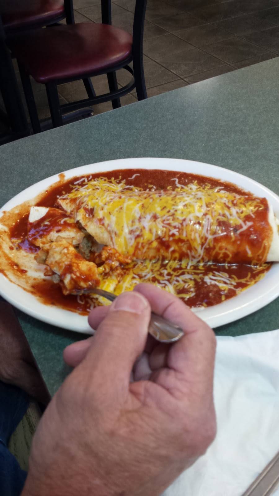 Twisters Burgers and Burritos | restaurant | 4101 Ridge Rock Rd SE, Rio Rancho, NM 87124, USA | 5058926384 OR +1 505-892-6384