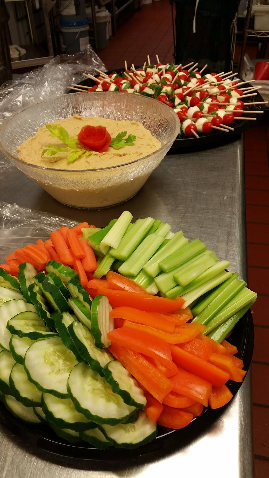 Skips Restaurant and Catering | restaurant | 16710 Lakeshore Rd, New Buffalo, MI 49117, USA | 2694693330 OR +1 269-469-3330